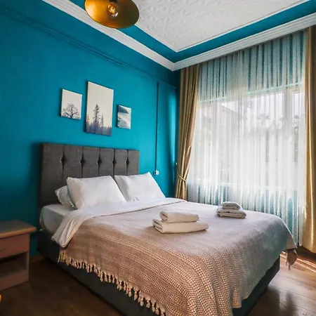 Hostal Gold Coast *