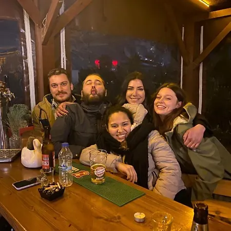 Gold Coast Hostel Αττάλεια